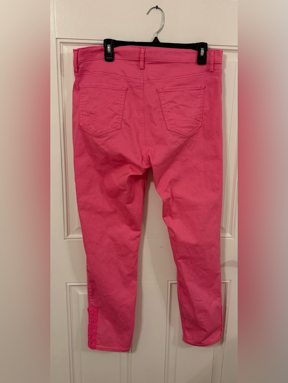 Lilly Pulitzer 29" South Ocean High Rise
Skinny Jean - Picture 4 of 13
